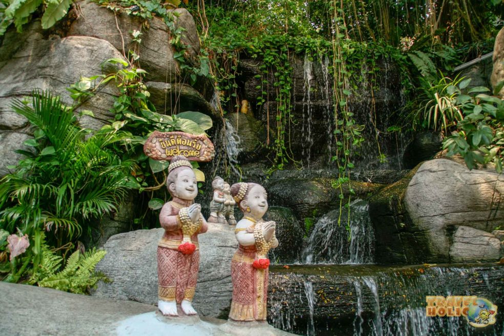 Statues décoratives thaï, à Bangkok, Thaïlande