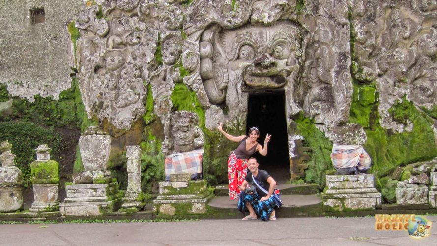 Devant la cave de l'éléphant à Ubud