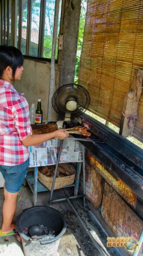 Déjeune dans un warung à Ubud
