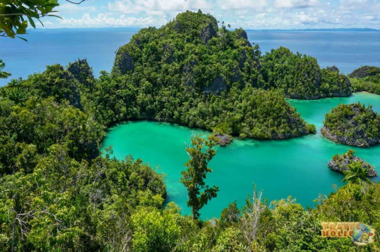 Autre point de vue depuis le haut de Penemu, Raja Ampat