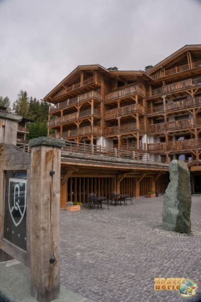 Vue extérieure de la Cordée des Alpes à Verbier, Suisse