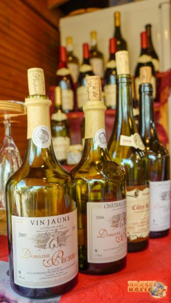 Bouteilles de Vin Jaune, Pontarlier