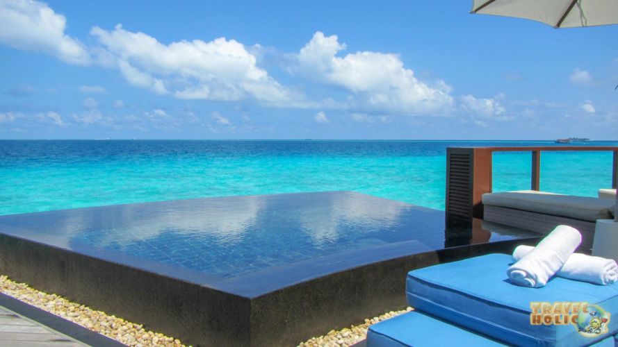 Piscine de la water villa