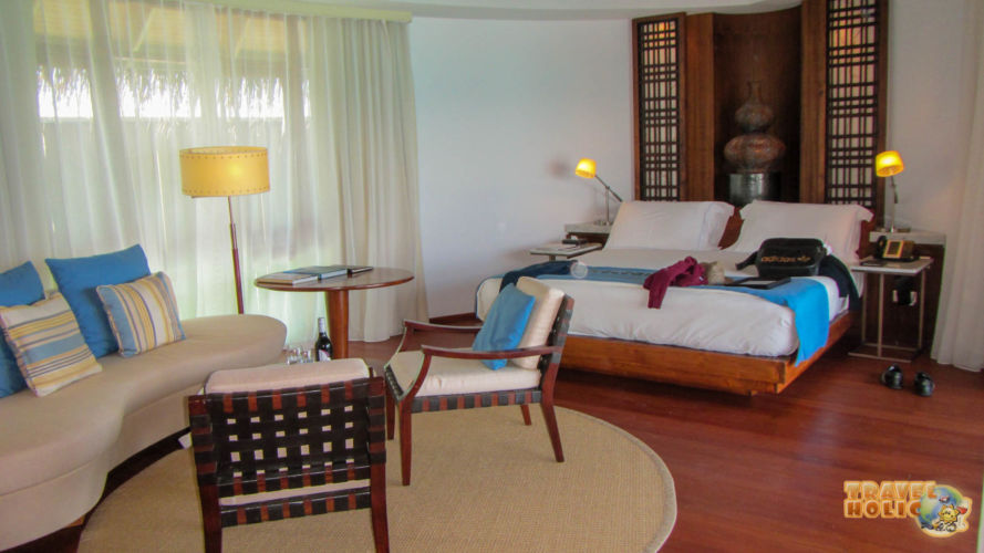 Chambre de la water villa, Constance Halaveli, Maldives